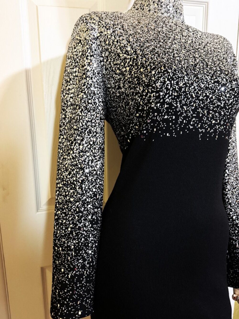Excellent St John Ombre Silver to fading Black Evening Dress sz 12 WOW - Picture 3 of 11